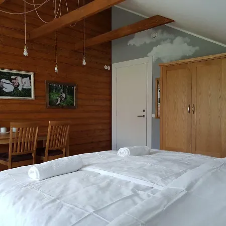 Gostinjska kuća Soomaa Canoe Trips Centre *